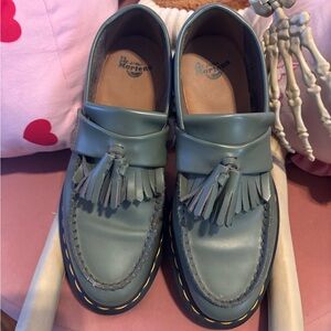 Dr. Martens women’s sz 8 sage green oxford loafers